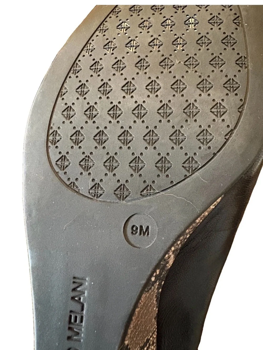 ANTONIO MELANI sleek black
